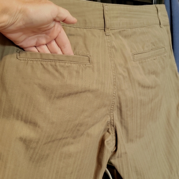 OLD NAVY ♡ Sweet Military Green Cotton Low Waist Bengal Striped Bermuda Shorts 6 - Picture 12 of 16